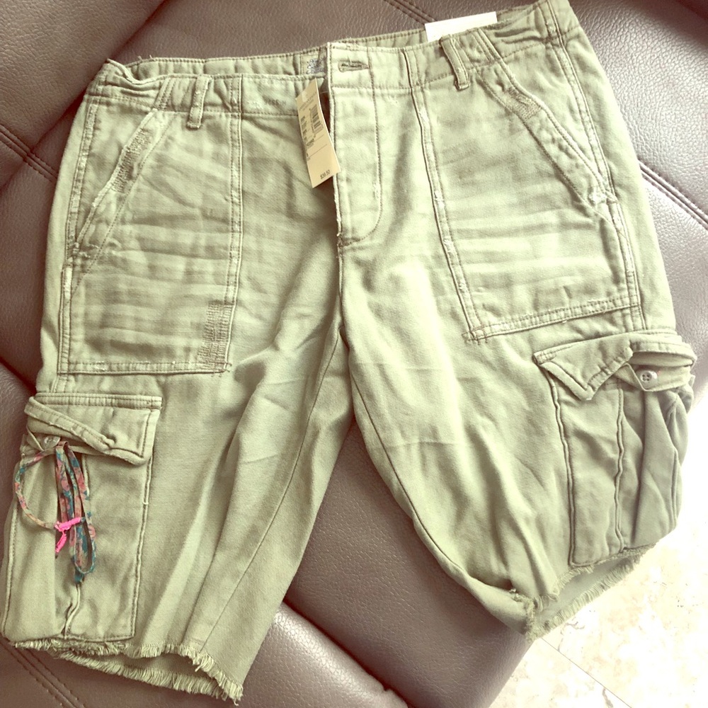 Brand New American Eagle 🦅 Short Size 6